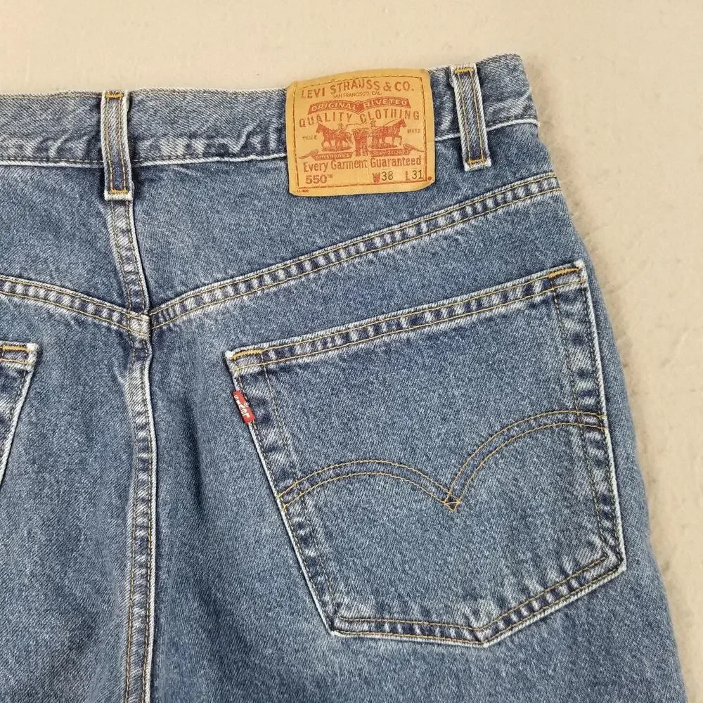 Levis 550 Jeans‎ Mens 38x31 Relaxed Fit Tapered Leg Denim Medium Wash Zip Fly